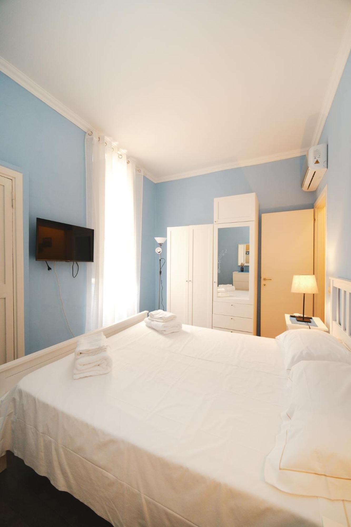Pettinari By Buddyrent Apartment Rome